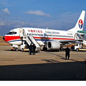 白莲航空快运航空快运业稳步发展的原因是什么？